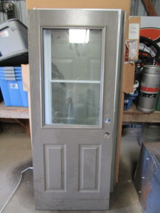 lot 101 image: (New) 32 Exterior Door
