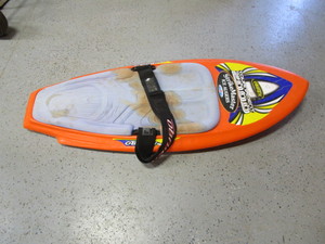 lot 121 image: Knee Board