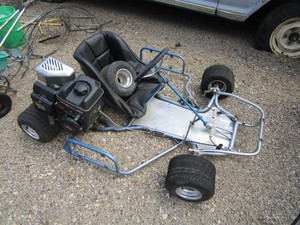 lot 22 image: Racing Go Cart