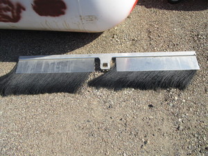 lot 24 image: Receiver Hitch Rock Guard