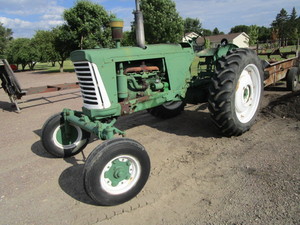 lot 2 image: 770 Oliver Tractor