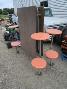 lot 41 image: Picnic Table