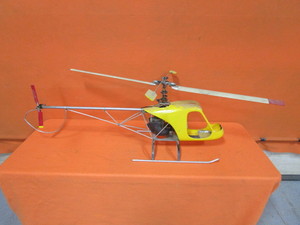 lot 153 image: RC Helicopter