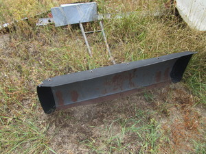 lot 28 image: 4 ATV Snow Plow