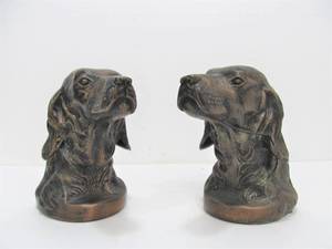 lot 34 image: Set of Vintage Dog Bookends