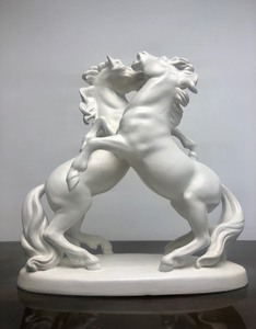 lot 7 image: Large Vintage Wien KERAMOS Austria Wild HorsesStallions Sculpture
