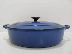 lot 72 image: Excellent LE CREUSET Enameled Cast Iron Oval 5 Quart Casserole