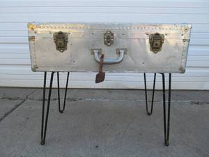 lot 100 image: Very Cool Vintage 1950s Riveted Metal Suitcase Table wHairpin Iron Legs