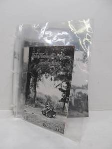 lot 126 image: Awesome Group of Original 1920s HARLEY DAVIDSON Enthusiast Magazines