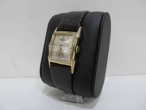 lot 168 image: Vintage GRUEN Mens Precision Watch