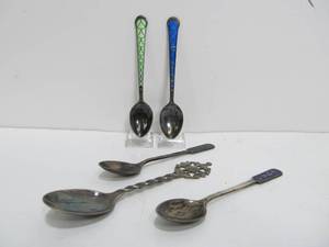 lot 209 image: 5 Vintage Mid Century Signed Scandinavian Sterling Silver Demitasse Spoons