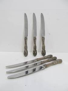 lot 211 image: Set of 6 Vintage REED & BARTON Mirrorstele Sterling Silver Butter Knives