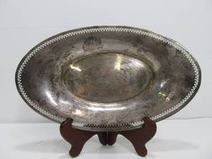 lot 219 image: Antique Signed ALVIN Pierced Sterling Silver Tray