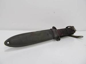 lot 220 image: US M4 Military Imperial Bayonet wScabbard