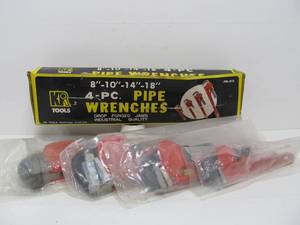 lot 314 image: Unused Heavy Duty 4-Piece Pipe Wrench Set