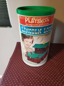 Vintage Lincoln Logs