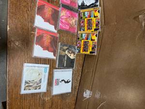 Mix Lot of CD Records, Various Artist, Taylor Swift, Classic Rock, Elvis - Review all pictures