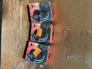Alpha Gaming Titan Headset- Lot of 3, Review all pictures