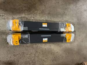 TOUGHBUILT 39.9 to 45.9W x 25 to 32H C700 Adjustable Sawhorse and Jobsite Table with 1300 lb capacity- Lot of 2