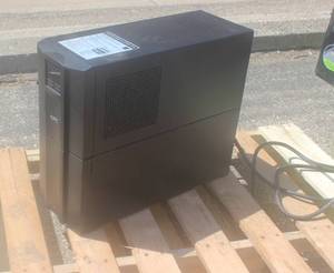 Battery Backup And Surge Protector APC