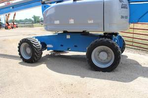 Genie Z - 80  60 Articulating Boom Lift