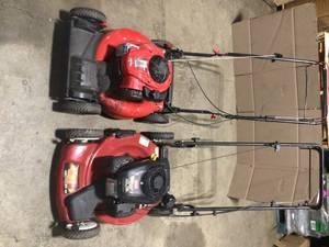 lot 18 image: Lot of 2 Assorted  Toro Push Mowers One Unit Does Not Turn On Customer Returns See Terms on Auction