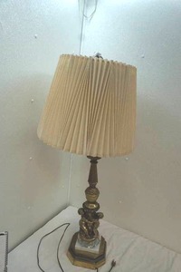 vintage table lamp