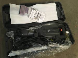 13 Amp 35 lbs. Demolition Jack Hammer by TR Industrial Customer Returns See Terms on Auction