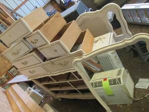 Dresser 62.251831 with match...