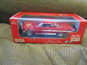118 scale die cast metal 1961 Chev...