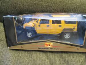 118 scale die cast metal Hummer H2...