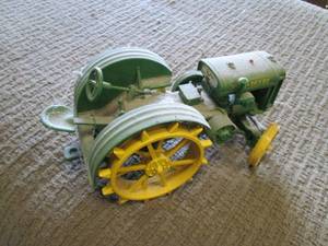 John Deere die cast metal tractor...