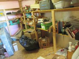 Room of contents, take what you wan...