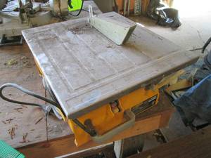 Workforce Tile cutter THD550...