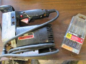 Craftsman jigsaw and blades...