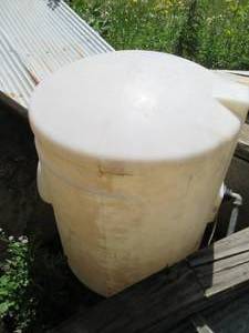 110 gallon plastic reservoir tank (...