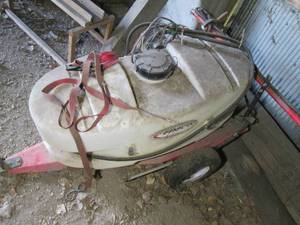 Fimco lawn sprayer with high flow p...