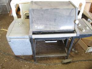 Weber 3 burner gas grill (see photo...