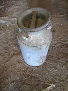 Vintage milk can wlid...