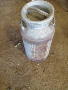 Vintage milk can wlid...