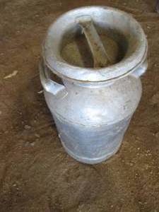 Vintage milk can wlid...