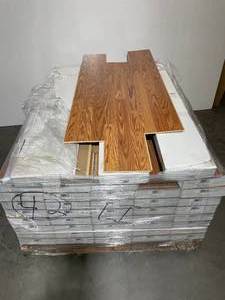 360 SF of Premium Water Resistant Laminate Flooring Chestnut - 7.5x47