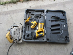 DeWALT POWER TOOLS - CORDLESS AND ELECTRIC