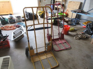 NORTHERN TOOL WIDE SURFACE HAND TRUCKS