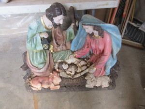 SOLAR POWERED NATIVITY SCENE