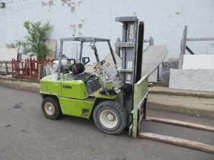 CLARK HEAVY DUTY LP FORKLIFT