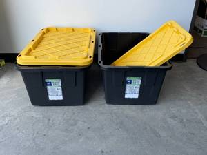 lot 10 image: 2 Heavy Duty 27 Gallon Totes