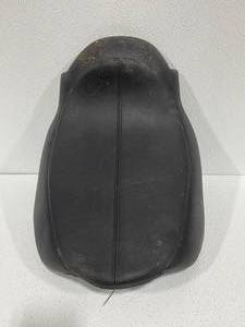 lot 35 image: Custom Softail Seat