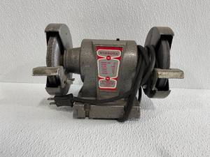 lot 53 image: Bench Grinder