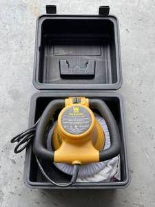 lot 57 image: 10 Random Car Polisher